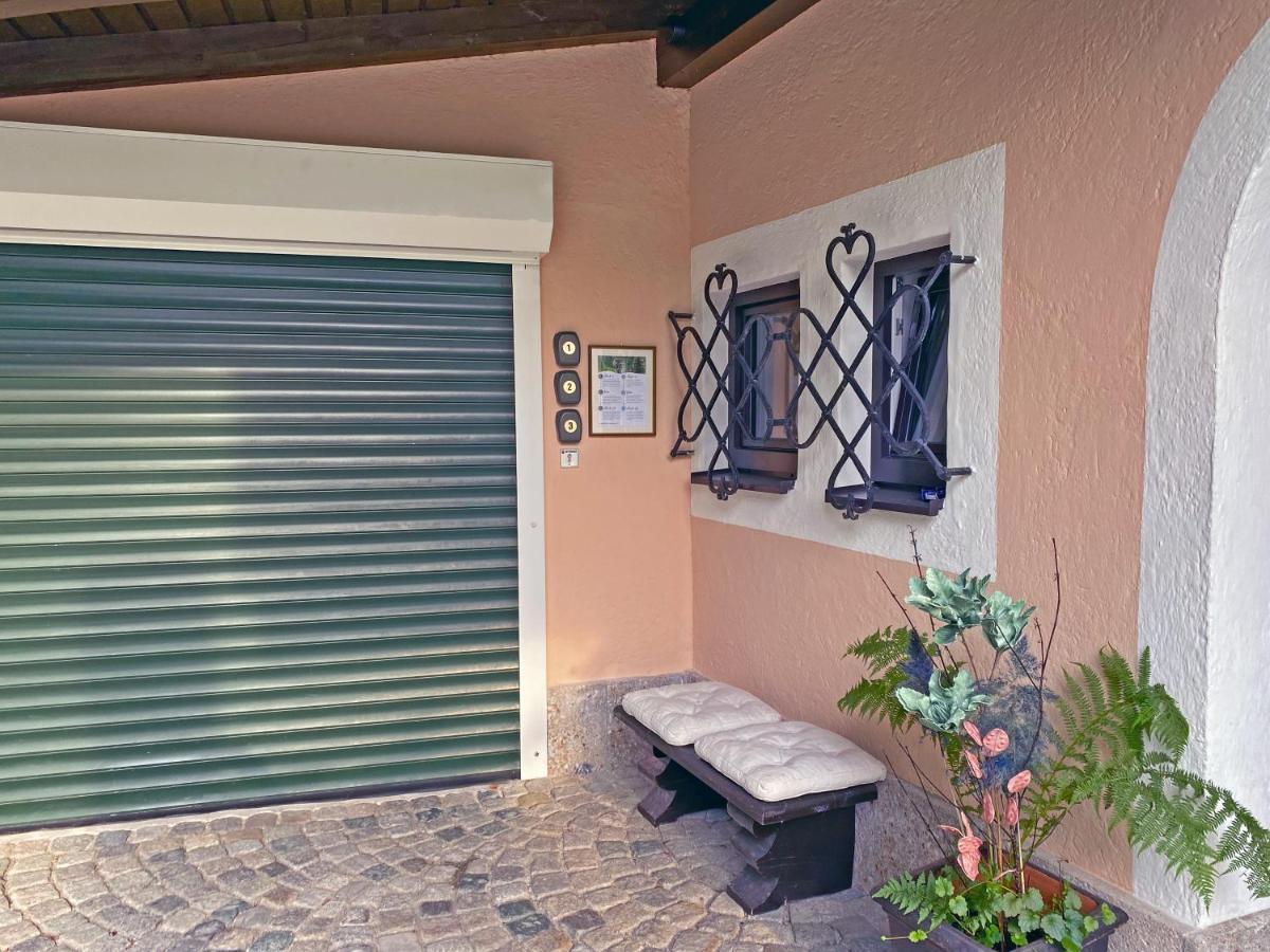 Goldspecht - Boho Appartements Saalbach-Hinterglemm Exteriör bild