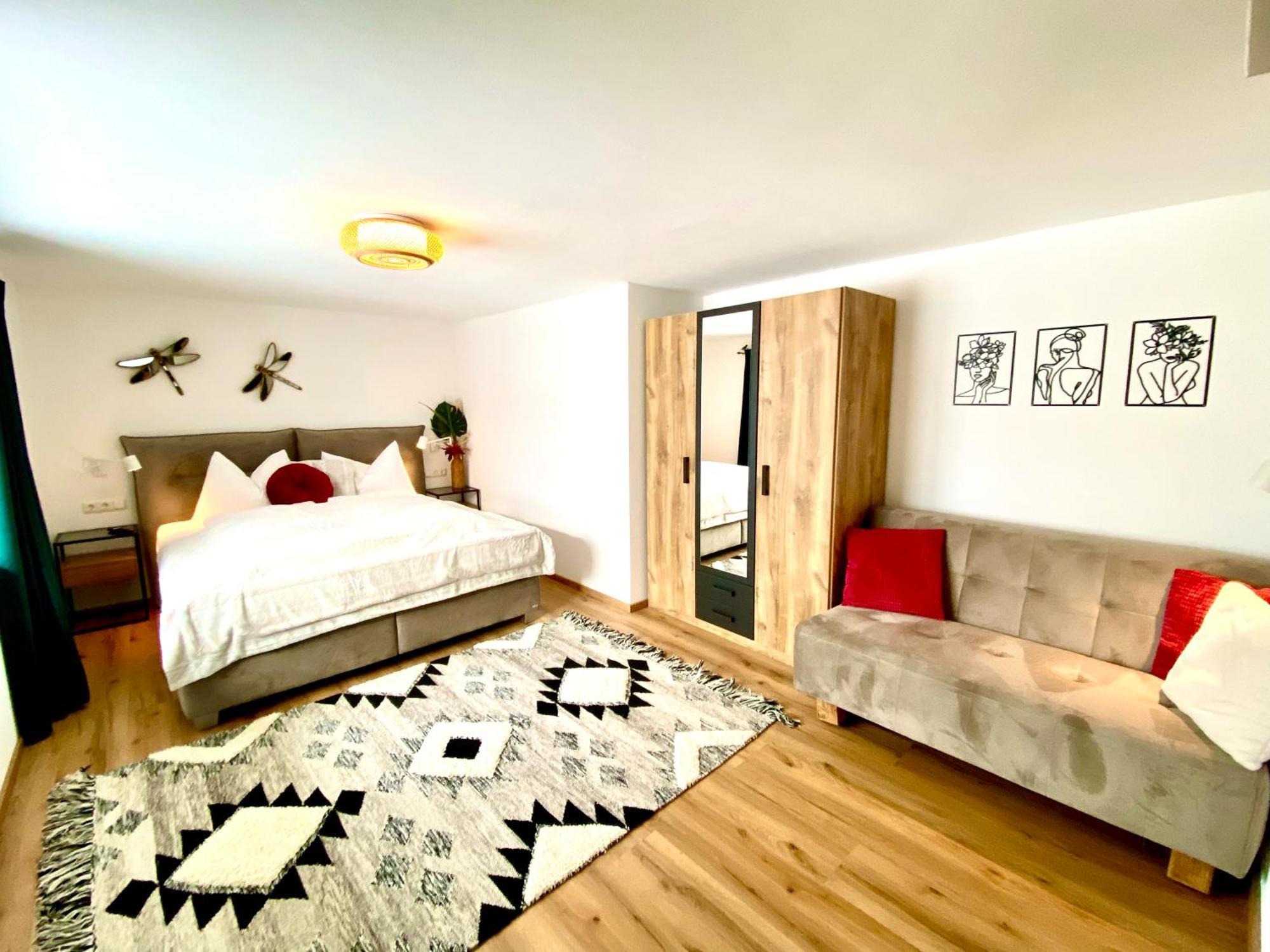 Goldspecht - Boho Appartements Saalbach-Hinterglemm Exteriör bild