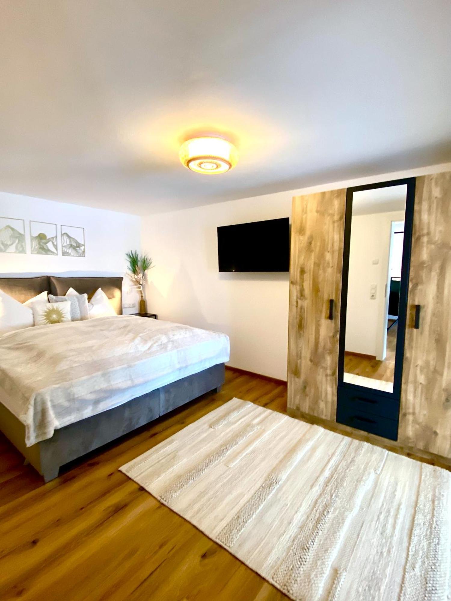 Goldspecht - Boho Appartements Saalbach-Hinterglemm Exteriör bild